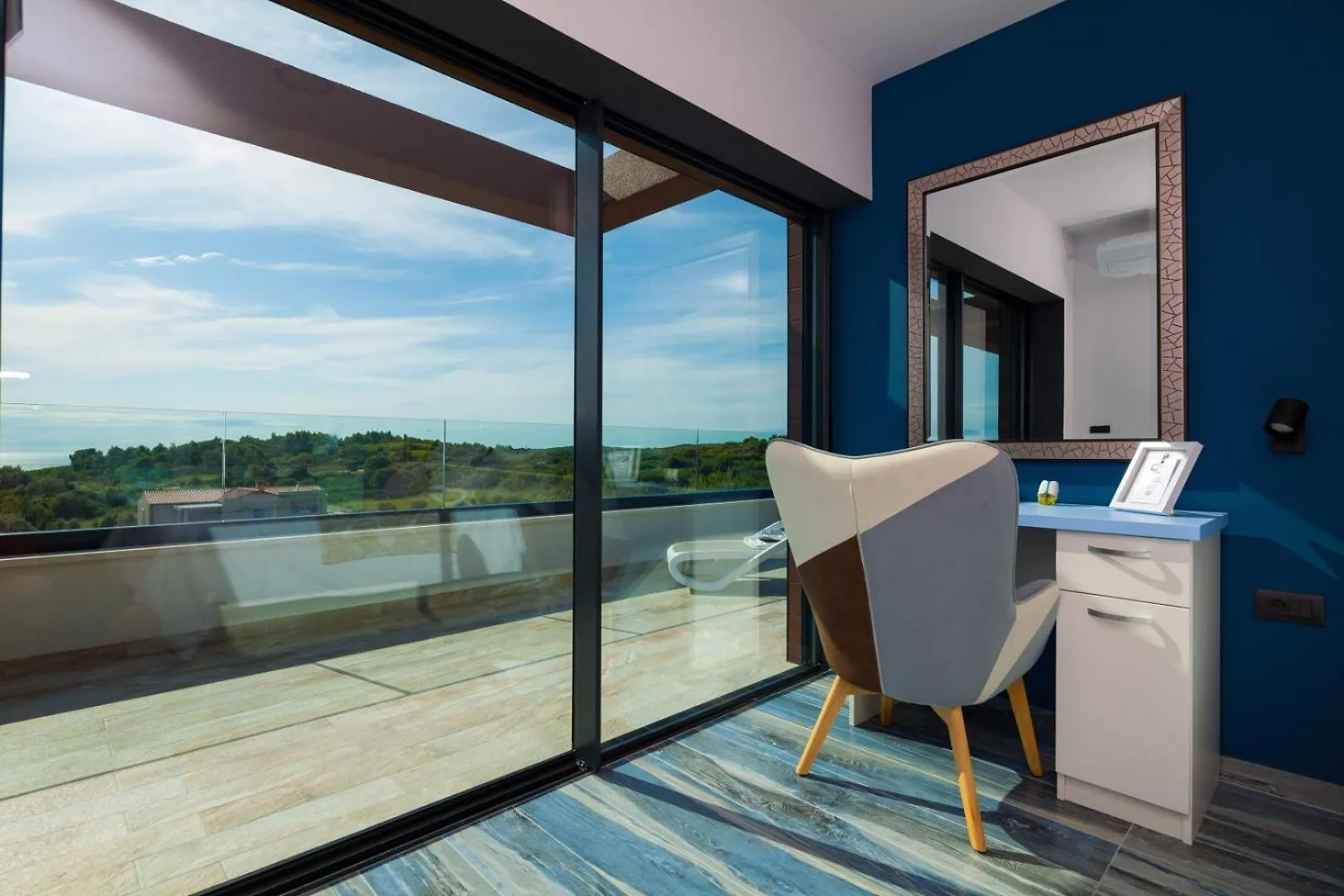 Luxury Villa Eligo With Private Pool And Sea View 프레멘투라