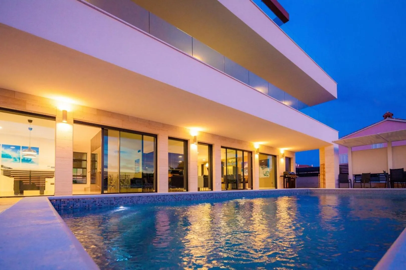 Luxury Villa Eligo With Private Pool And Sea View 프레멘투라